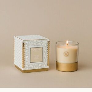 Votivo Gilded Pear Candle 10 oz